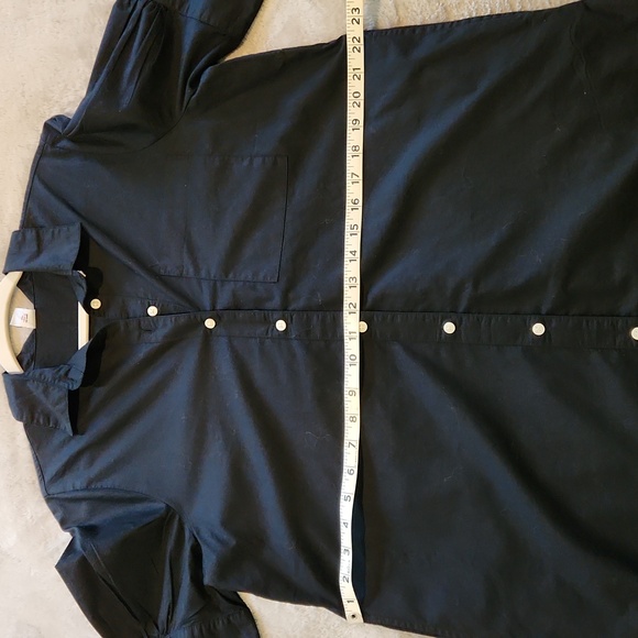 Old Navy black cotton shirt dress in great condition! Classic. Size Medium - Picture 8 of 10